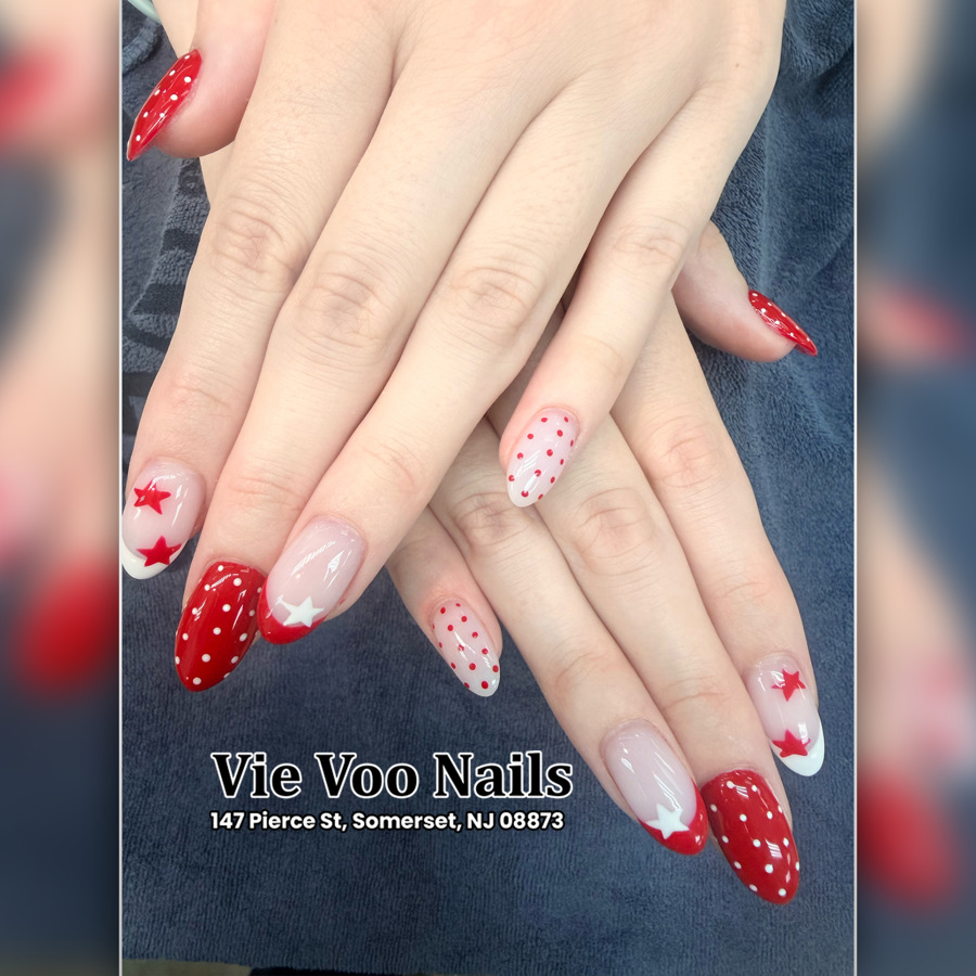 Vie Voo Nails